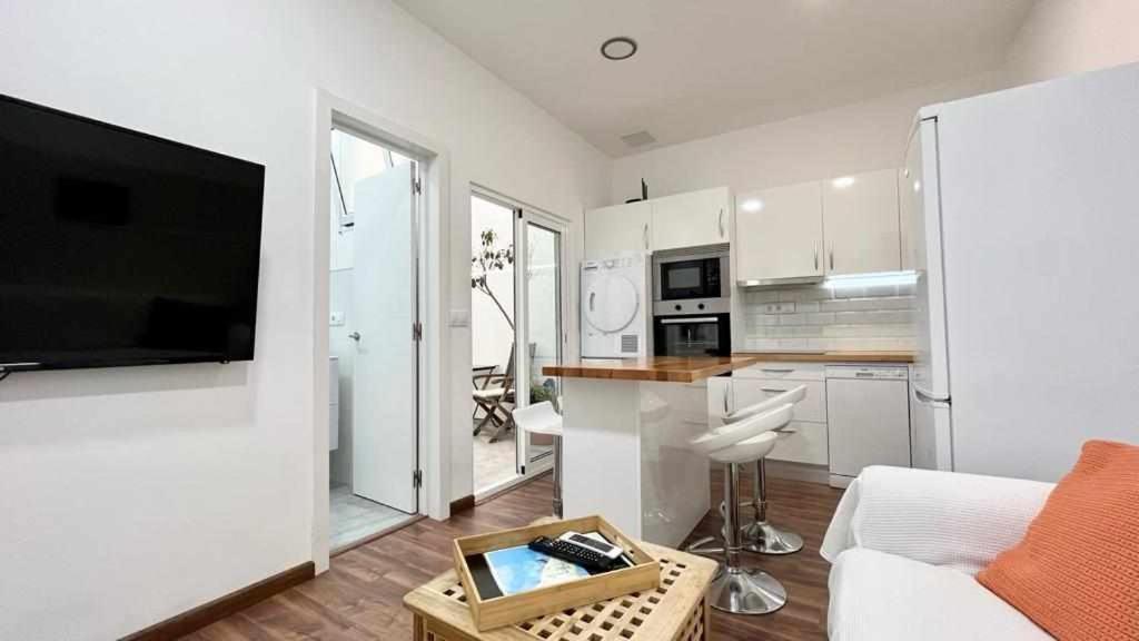 Playa Canteras Suites Las Palmas de Gran Canaria Ngoại thất bức ảnh